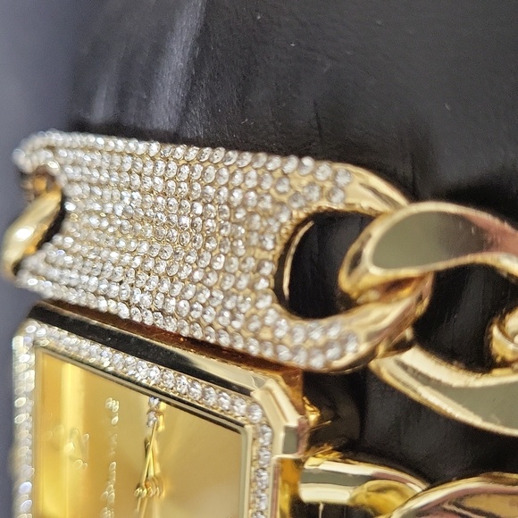 Kendall & Kylie wristwatch bracelet set - Picture 3 of 5